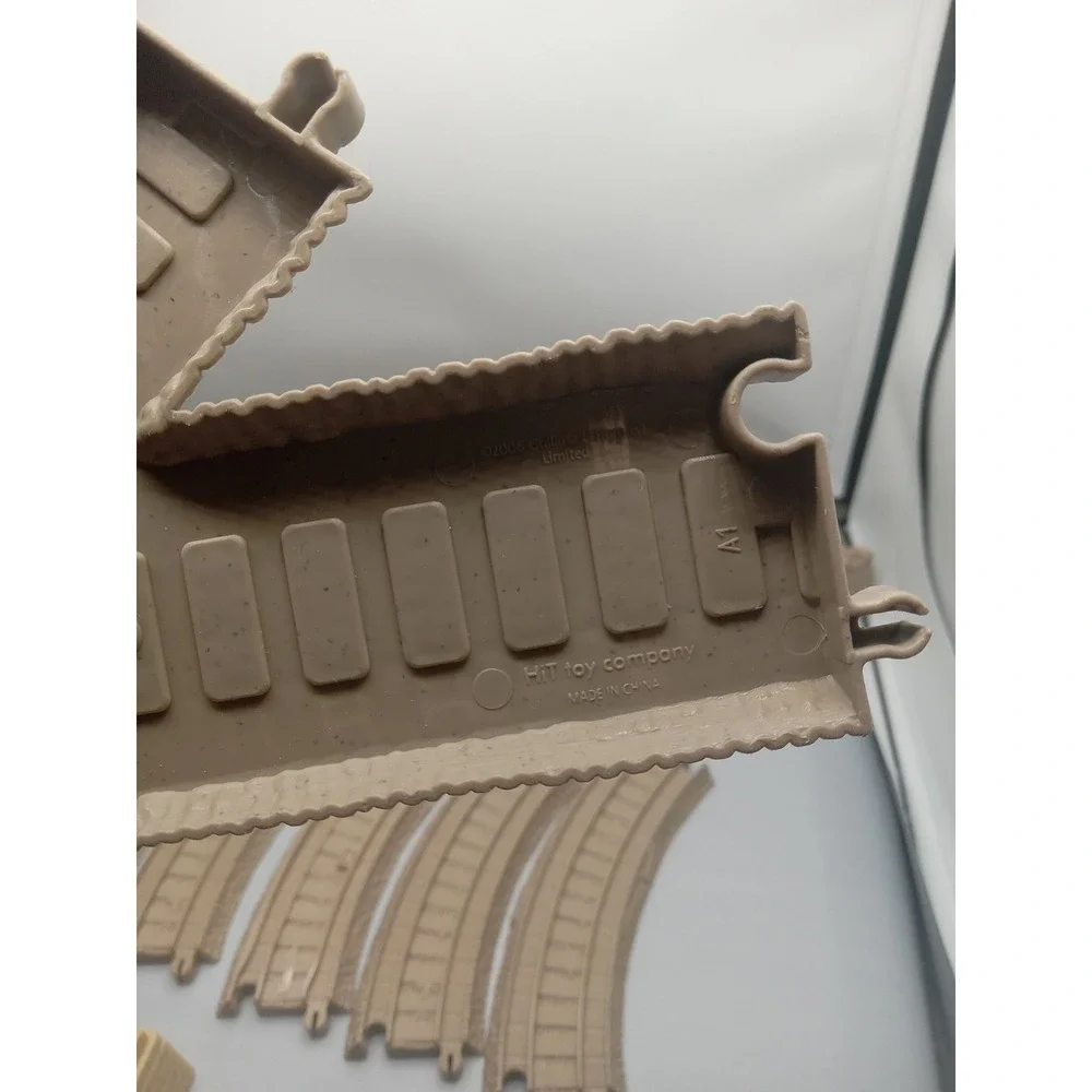 Thomas & Friends Trackmaster Train Tan Curved Riser Tracks And‎ More 18 Items